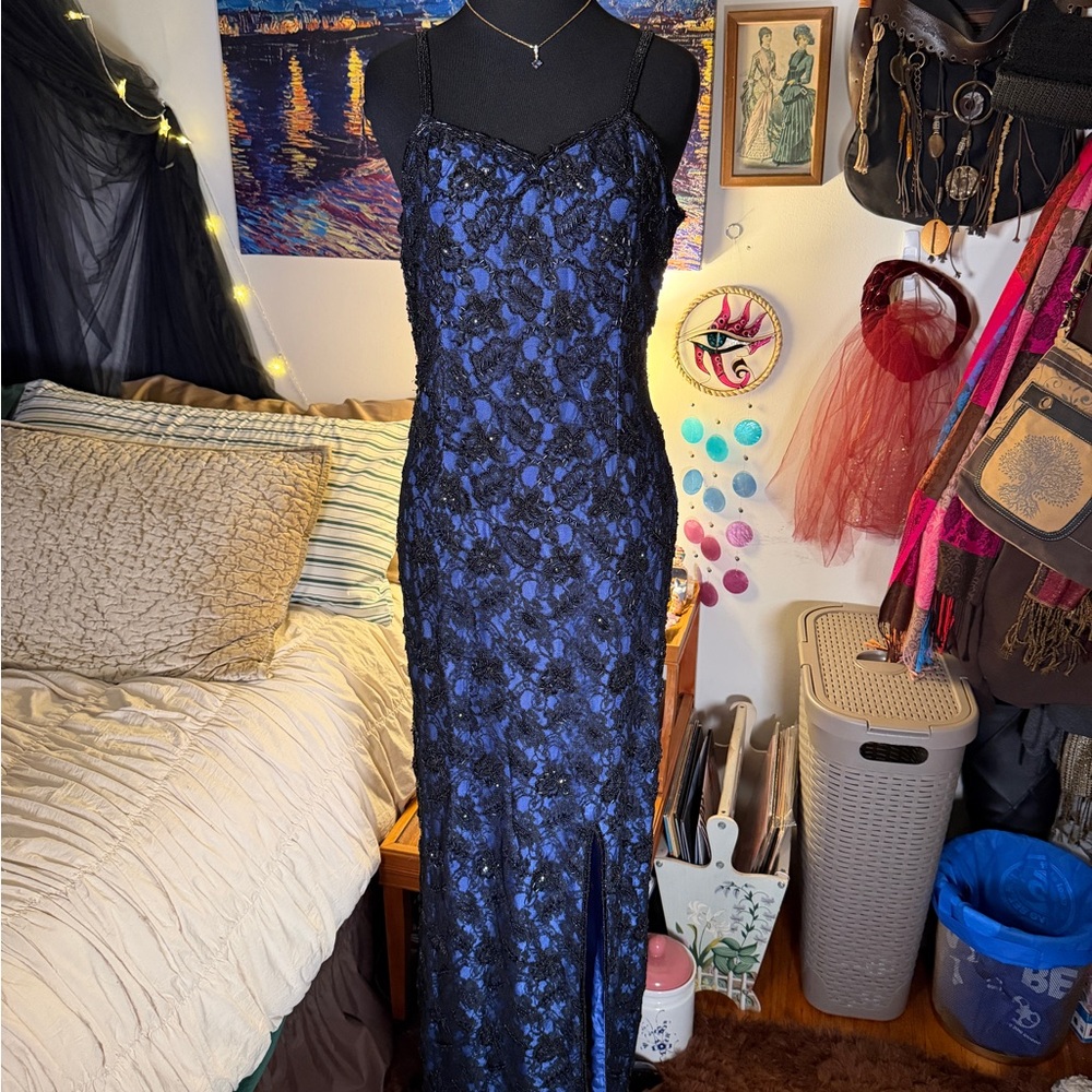 Vintage 90s Brilliante JA Beaded Lace Gown Blue Black Medium
